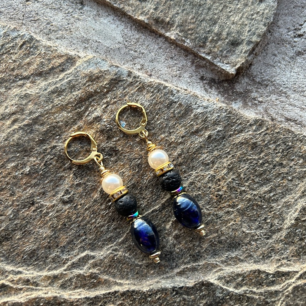 Handmade jewelry price per pair.
